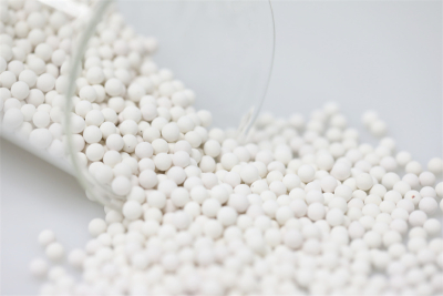 Médias de traitement de l'eau boules en céramique d'alcalinisation de l'eau